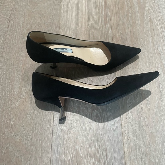 Black Suede Prada Kitten Heels 38.5 - Picture 4 of 8